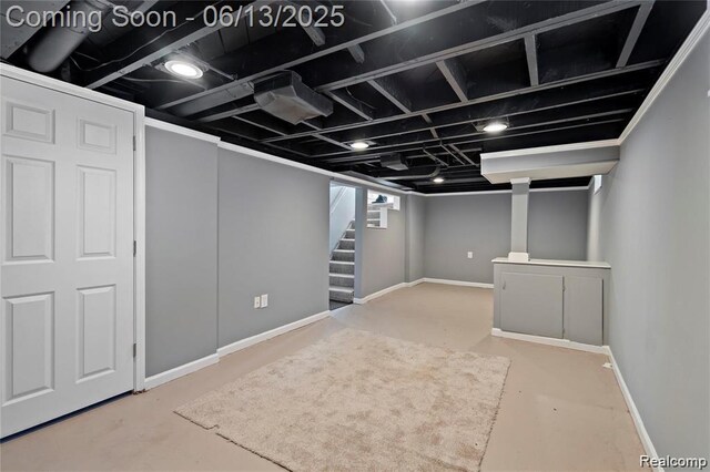 4033 Oakshire Ave, Berkley, MI 48072 - below grade area featuring stairs and baseboards