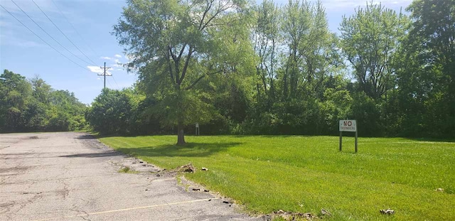 4490 W Lennon Rd, Flint, MI 48507