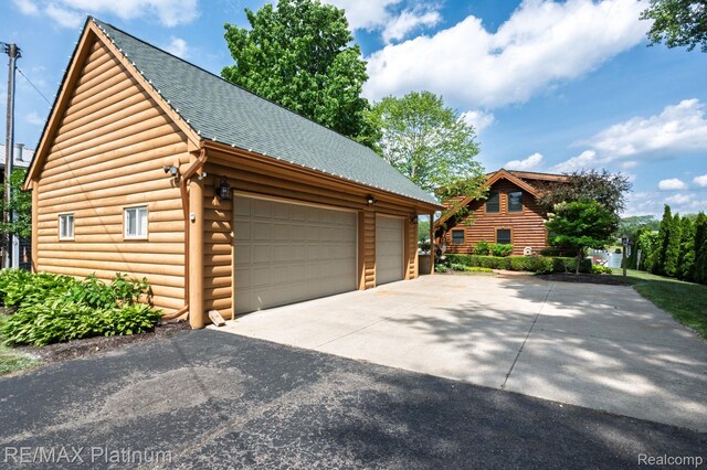 2757 S Hacker Rd, Brighton, MI 48114 - view of garage