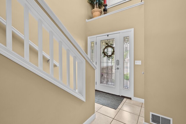 16069 Grazenview St, Schoolcraft, MI 49087 - foyer with light tile patterned floors and baseboards