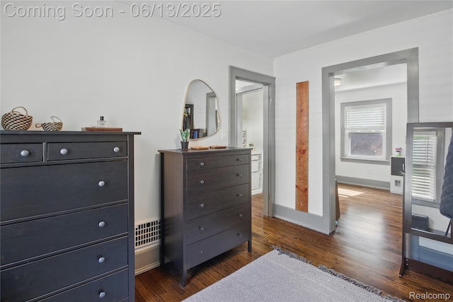 1390 W Blvd, Berkley, MI 48072 - bedroom featuring dark wood-style floors and baseboards