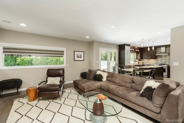5156 Chestershire Ct, West Bloomfield, MI 48322 - living area featuring light wood finished floors and recessed lighting