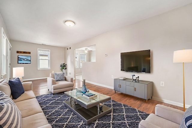 81 Chopin Ave, Troy, MI 48083 - living area featuring wood finished floors and a ceiling fan