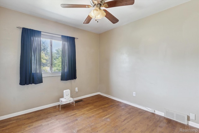 1337 Heathercrest Dr, Flint, MI 48532 - empty room featuring wood finished floors and a ceiling fan