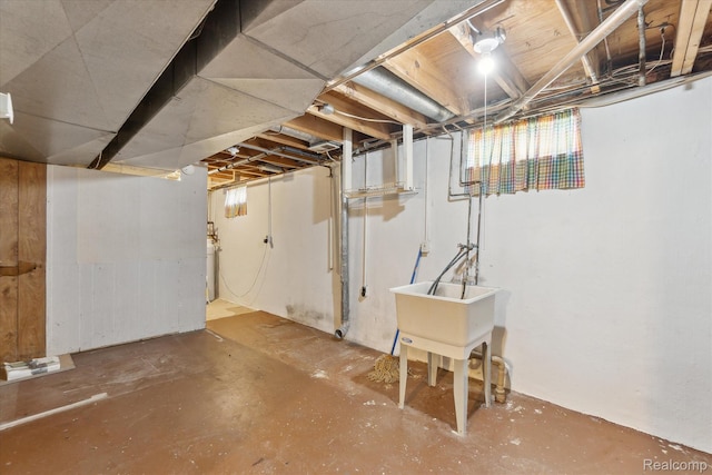 1337 Heathercrest Dr, Flint, MI 48532 - view of below grade area