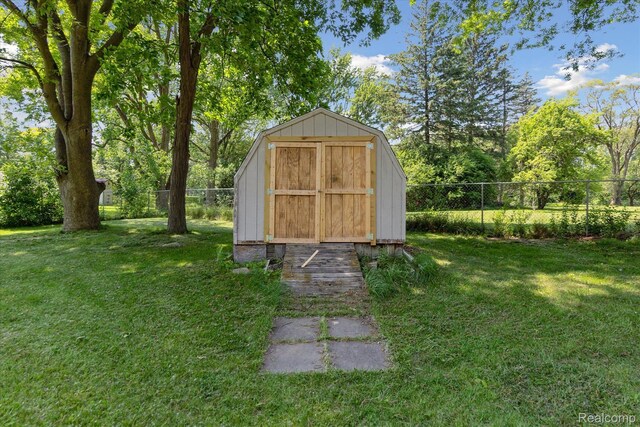 1337 Heathercrest Dr, Flint, MI 48532 - view of shed featuring a fenced backyard