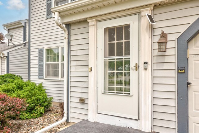 429 Zehnder Dr, Frankenmuth, MI 48734 - doorway to property