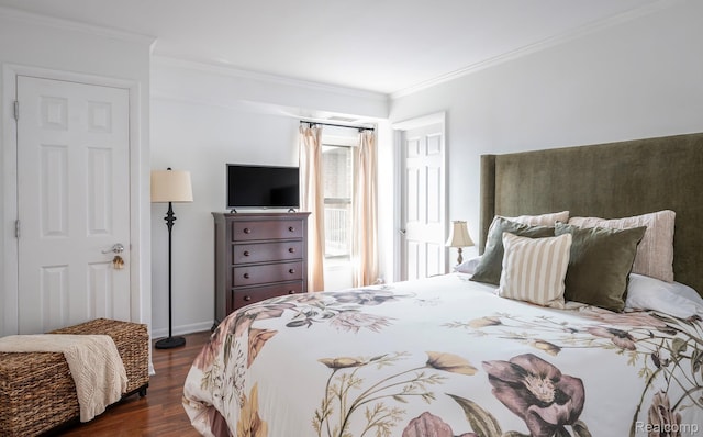 411 S Old Woodward Ave Unit 1007, Birmingham, MI 48009 - bedroom featuring dark wood-style flooring and ornamental molding