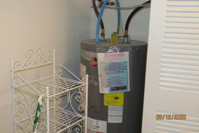 10571 Baraga St, Taylor, MI 48180 - utilities with water heater