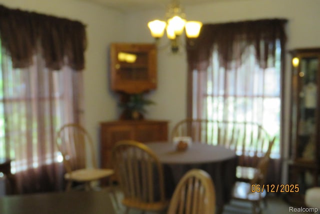 10571 Baraga St, Taylor, MI 48180 - dining room with a chandelier