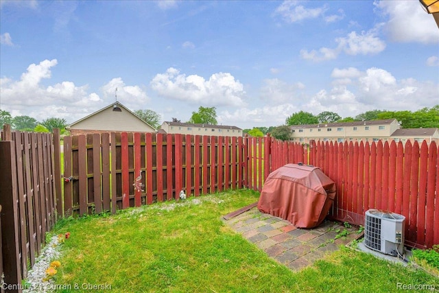 23505 Baker St, Taylor, MI 48180 - view of fenced backyard