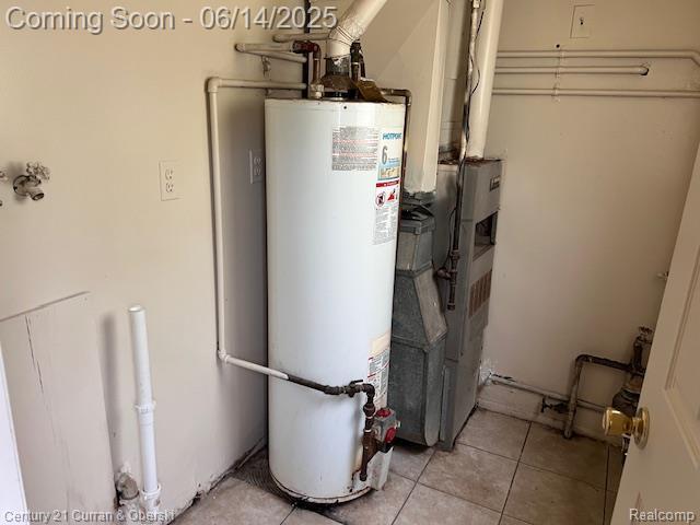 6423-25 Evergreen Rd, Detroit, MI 48228 - utility room with water heater