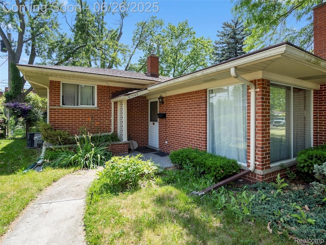 27445 Buckingham St, Livonia, MI 48154 - photo 2
