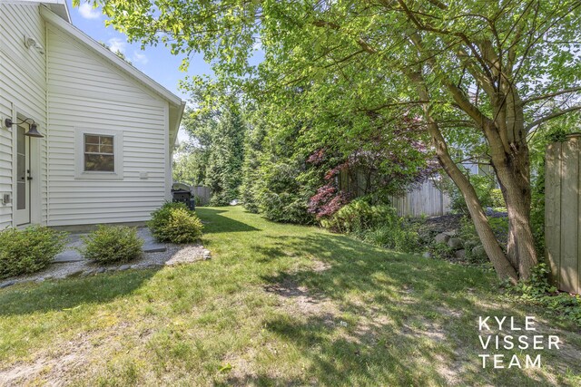 3 Woodward Ln SE, Grand Rapids, MI 49506 - view of yard