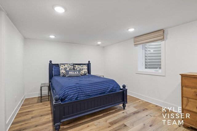 3 Woodward Ln SE, Grand Rapids, MI 49506 - bedroom featuring wood finished floors and recessed lighting