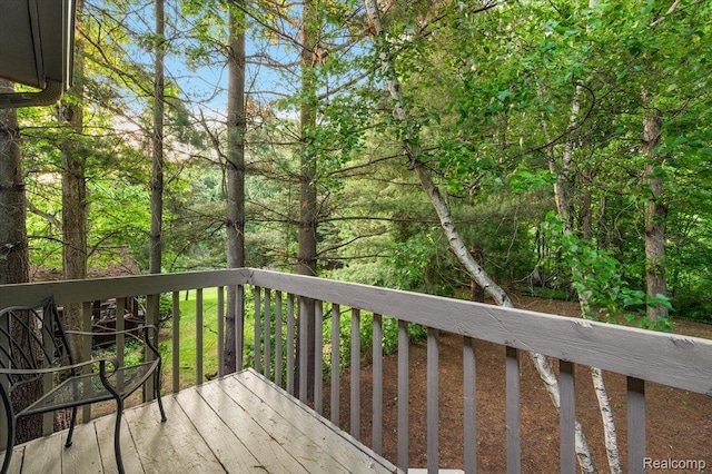 2696 Cedar Key Dr, Lake Orion, MI 48360 - view of deck