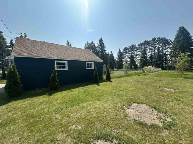 501 W 13th St, Cadillac, MI 49601 - view of yard