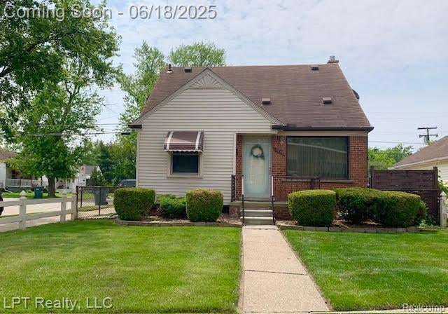 1811 Goddard Rd, Lincoln Park, MI 48146 - view of front of home with brick siding