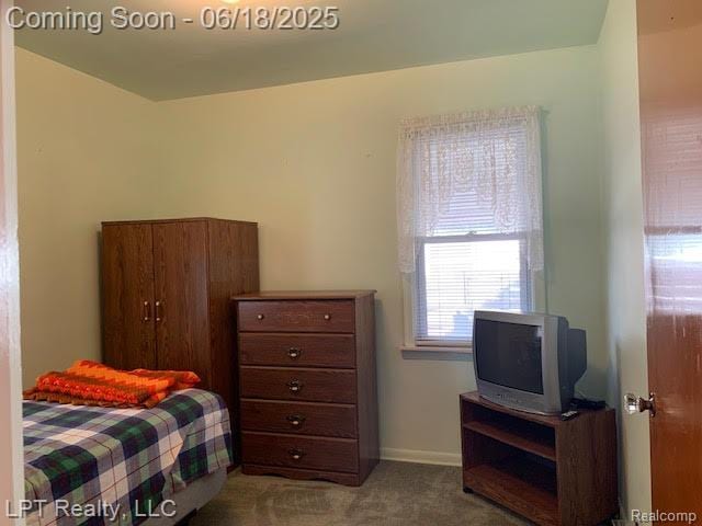 1811 Goddard Rd, Lincoln Park, MI 48146 - carpeted bedroom featuring baseboards