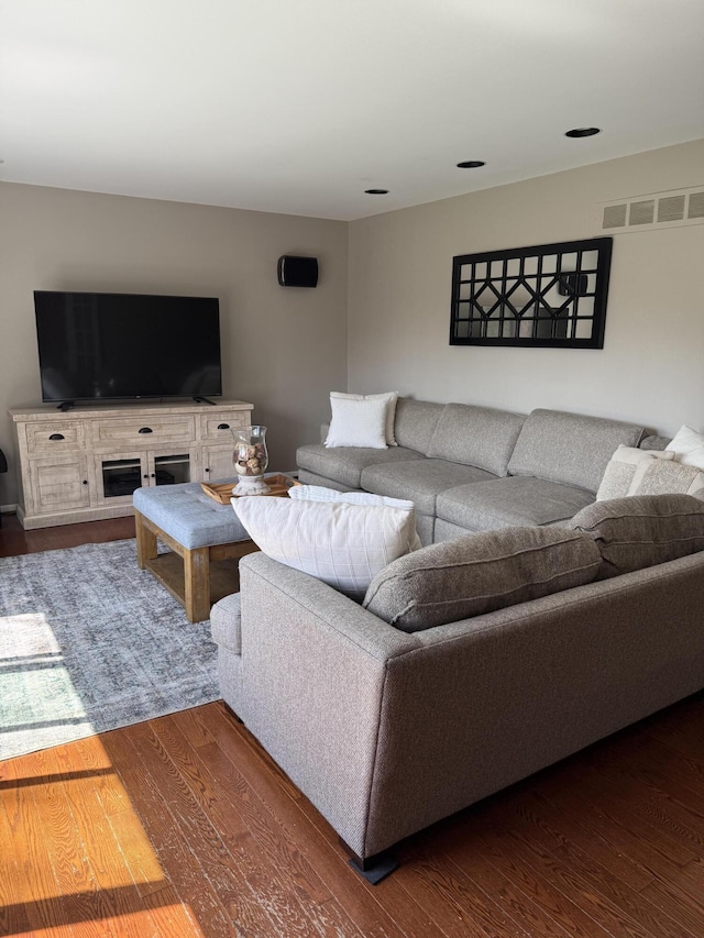 5653 Powder Horn Dr, West Bloomfield, MI 48322 - living area with wood finished floors