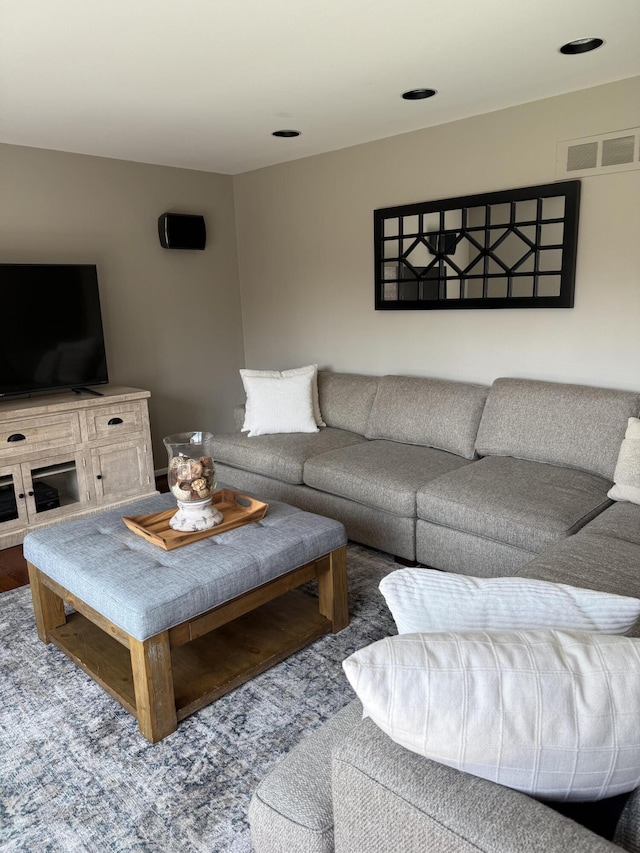 5653 Powder Horn Dr, West Bloomfield, MI 48322 - view of living room
