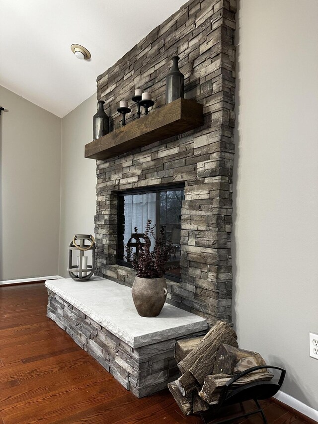 5653 Powder Horn Dr, West Bloomfield, MI 48322 - detailed view of wood finished floors and baseboards