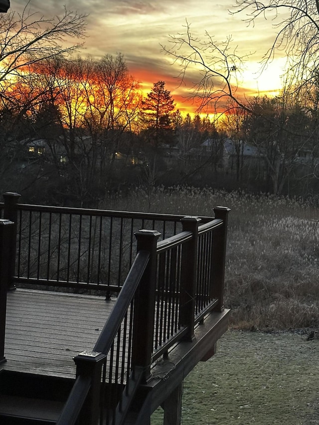 5653 Powder Horn Dr, West Bloomfield, MI 48322 - view of deck