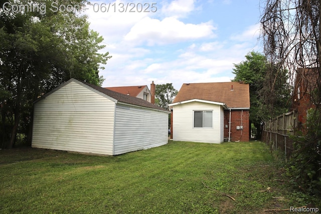 9037 Longacre St, Detroit, MI 48228 - view of yard featuring an outdoor structure