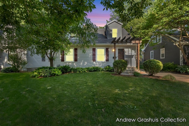 1142 Orchard Ave SE, Grand Rapids, MI 49506 - view of front of property featuring a pergola and a yard