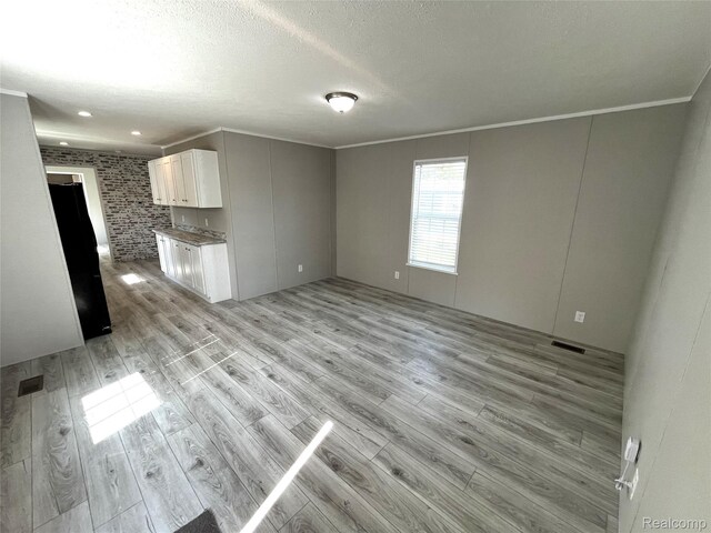 1029 Raven Dr, Bay City, MI 48706 - photo 8