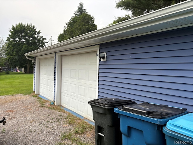 620 Wilmot St, Vassar, MI 48768 - view of detached garage