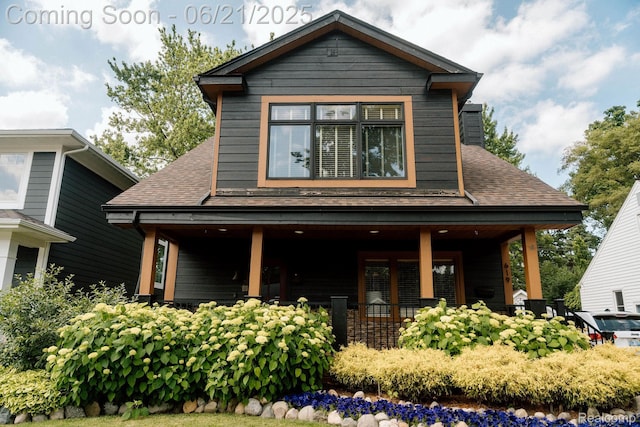 619 E Farnum Ave, Royal Oak, MI 48067 - view of front of property featuring roof with shingles and a porch