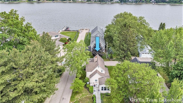 1194 Beach Dr, Holland, MI 49423 - bird's eye view of a nearby body of water