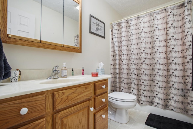 17872 Victors Ln, Marshall, MI 49068 - bathroom with vanity, a shower with curtain, and a textured ceiling