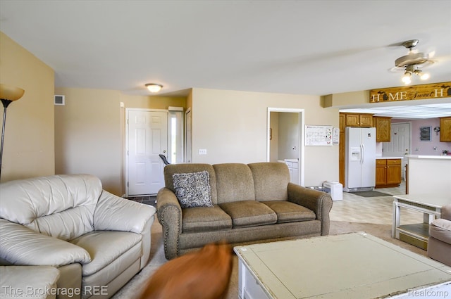 1484 E Baldwin Rd, Grand Blanc, MI 48439 - view of living area