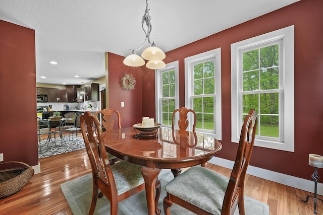11888 Many Oaks Dr, Interlochen, MI 49643