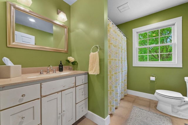 11888 Many Oaks Dr, Interlochen, MI 49643