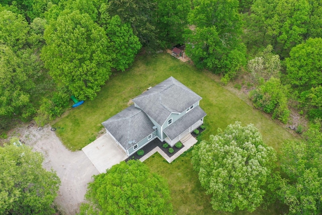 11888 Many Oaks Dr, Interlochen, MI 49643