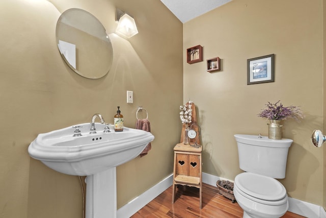 11888 Many Oaks Dr, Interlochen, MI 49643