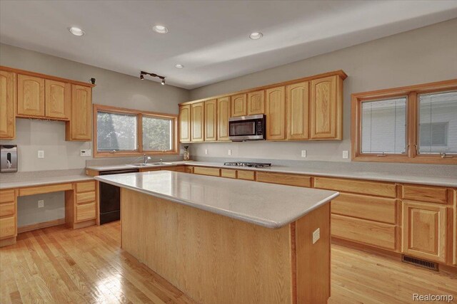 51553 N Baker Rd, New Baltimore, MI 48047 - photo 11
