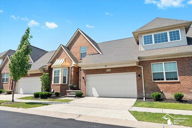 48526 Eastbridge Dr, Canton, MI 48188 - photo 2