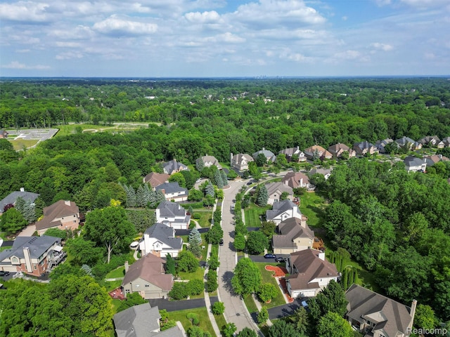 7304 Colchester Ln, West Bloomfield, MI 48322 - aerial view of property and surrounding area with a forest and nearby suburban area