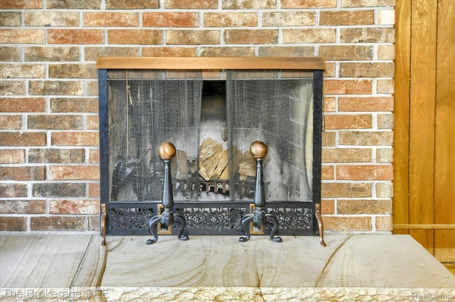 1038 Cora Dr, Flint, MI 48532 - detailed view of brick siding
