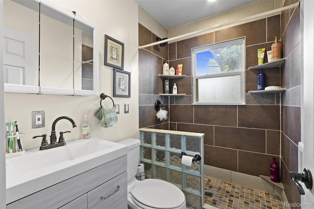 2009 Thomas St, Lincoln Park, MI 48146 - full bath with a walk in shower and vanity