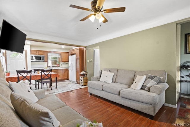 2009 Thomas St, Lincoln Park, MI 48146 - living area with ceiling fan and light wood-type flooring