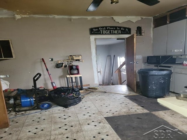 2723 Van Etten St, Saginaw, MI 48601 - kitchen with tile patterned floors