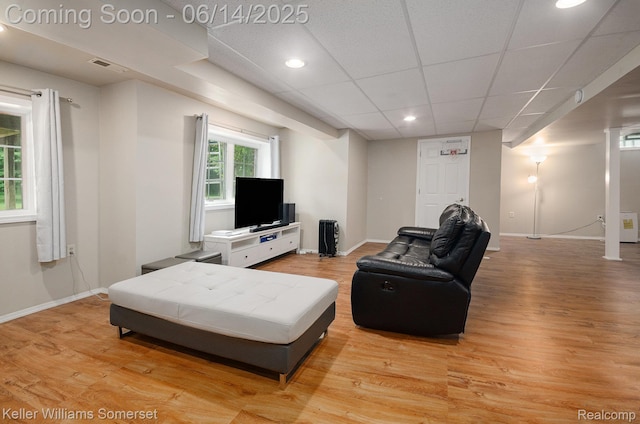 3901 S Creek Dr, Rochester, MI 48306 - living room with light wood-style floors and recessed lighting