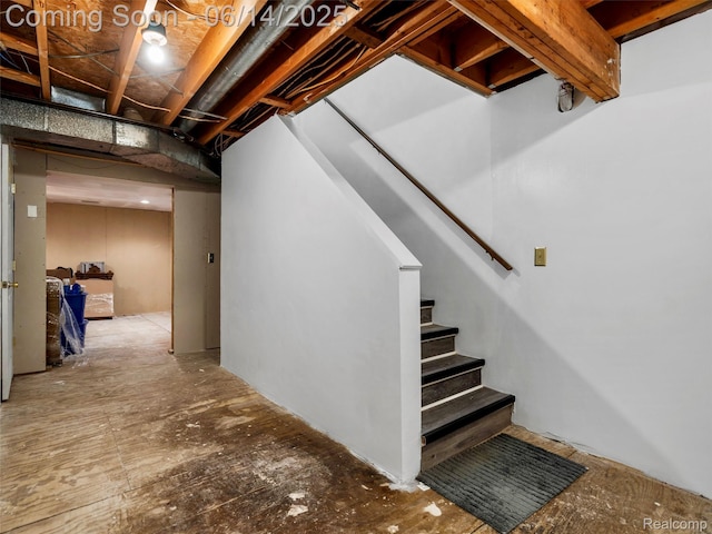4960 Paula Ave, Clarkston, MI 48346 - basement featuring stairway