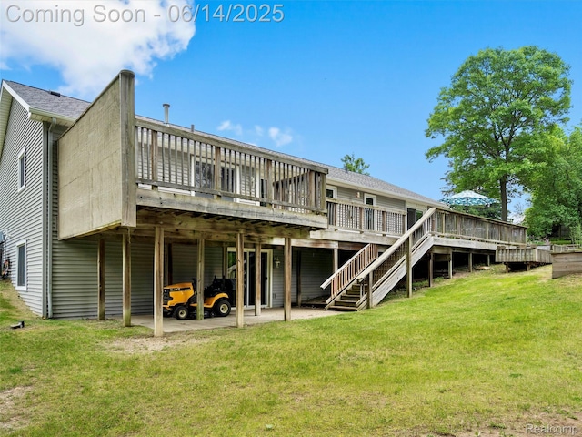 4960 Paula Ave, Clarkston, MI 48346 - back of property featuring a wooden deck, a lawn, and stairs