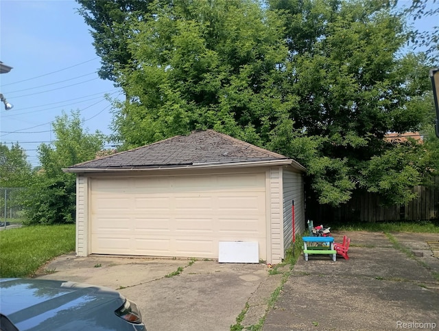 19490 Hubbell St, Detroit, MI 48235 - photo 2